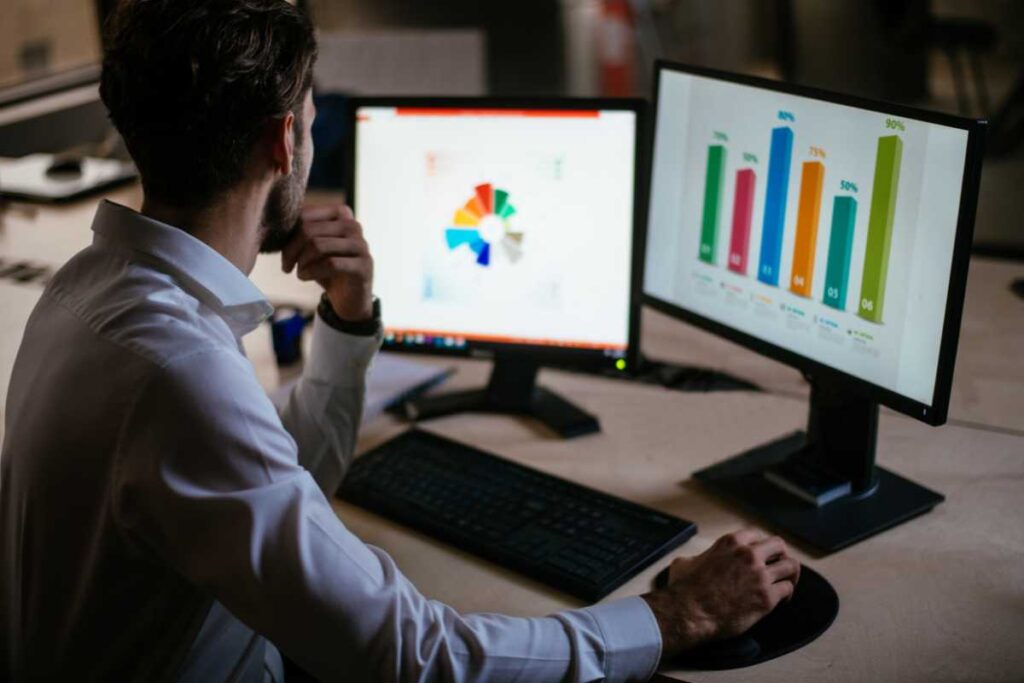 qual a diferença de marketing para marketing digital